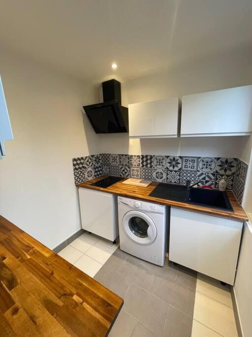 Le Sunny-Hyper Centre -Proche Gare - Paisible -Wifi Hd -Netflix-Ideal Couple Business Et Famille Niort Exteriör bild